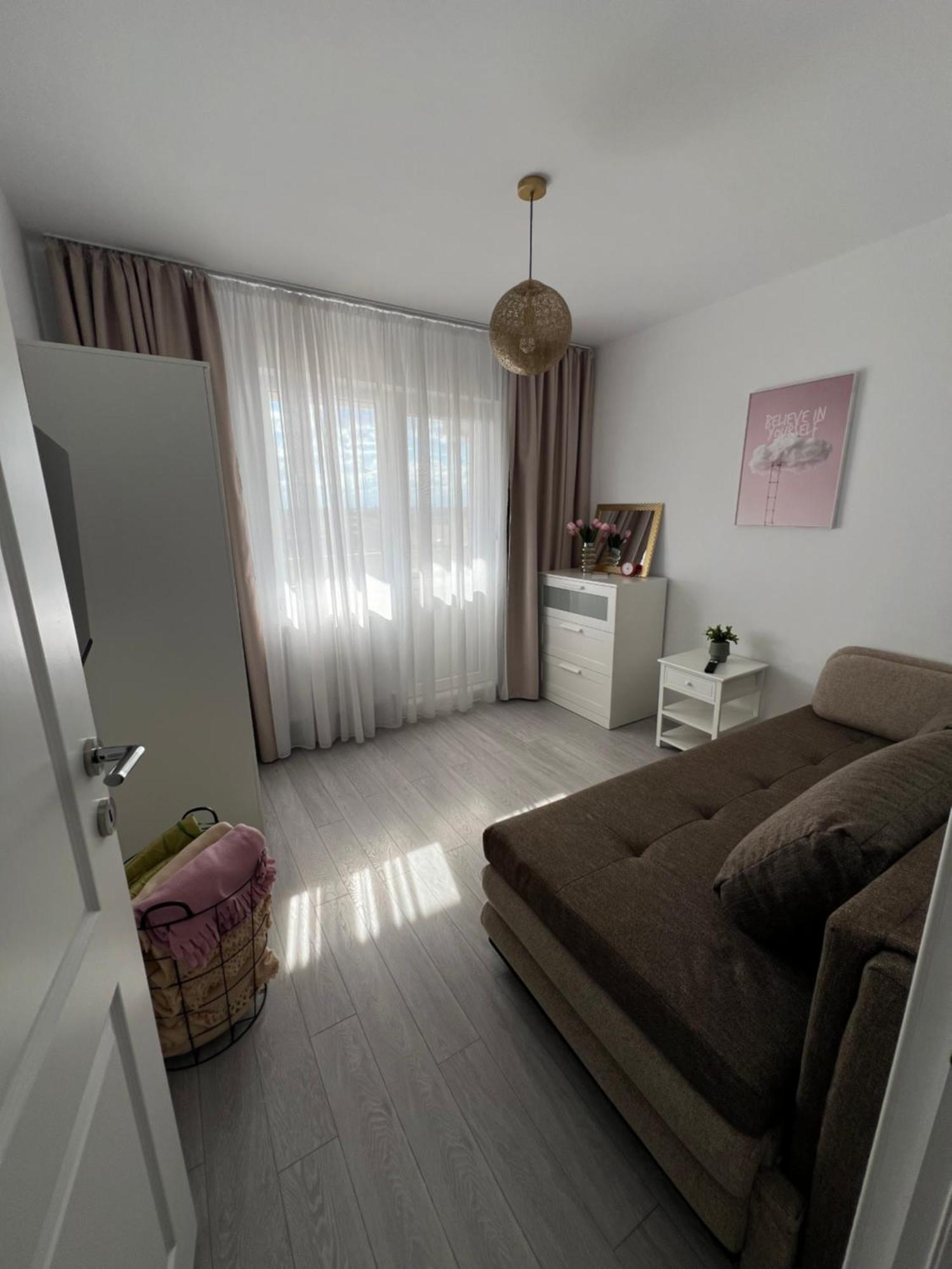 Oxana Apartments - 3 Camere - Timişoara Exteriör bild